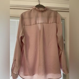 Womens dress blouse, bottom to roll up sleeves